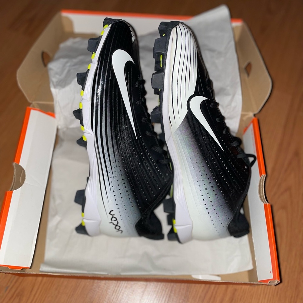 Nike Vapor Keystone 2 Low Rubber sole cleats *New*